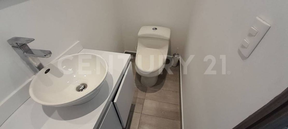 Oficina en venta en La Candelaria, Medellín, 36 m² · foto 3 de 9