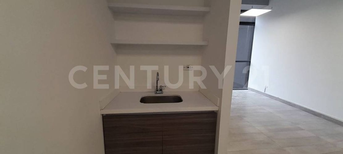 Oficina en venta en La Candelaria, Medellín, 36 m² · foto 5 de 9