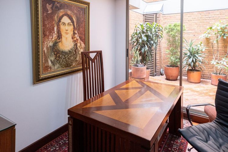 Apartamento de 4 alcobas en venta en San Patricio, Bogotá, 232 m² · foto 19 de 21