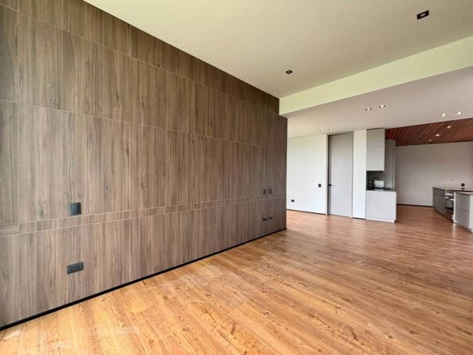 Casa en venta en Loma Del Escobero, Envigado · foto 9 de 21