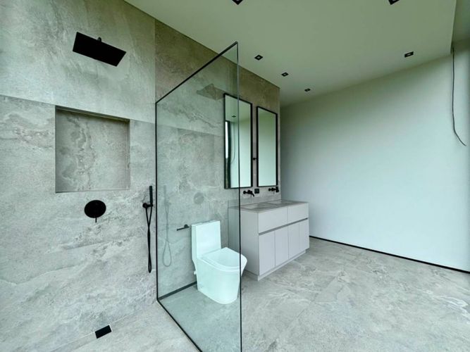 Casa en venta en Loma Del Escobero, Envigado · foto 19 de 21