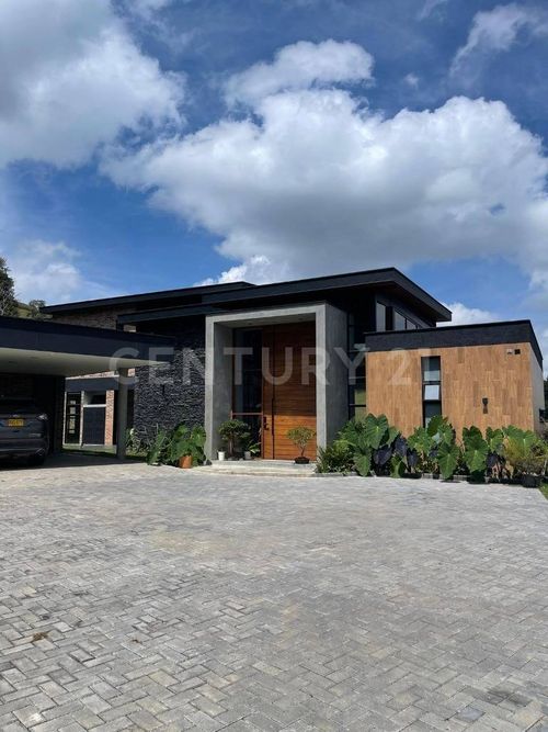 Casa de 4 alcobas en venta en El Capiro, Rionegro, 416 m² · foto 19 de 20