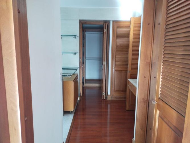 Apartamento de 4 alcobas en venta en Cerros De Suba, Bogotá, 487 m² · foto 5 de 16