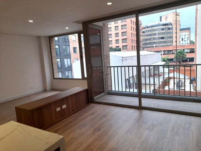 Apartaestudio en venta en Chico, Bogotá, 58 m² · foto 8 de 19