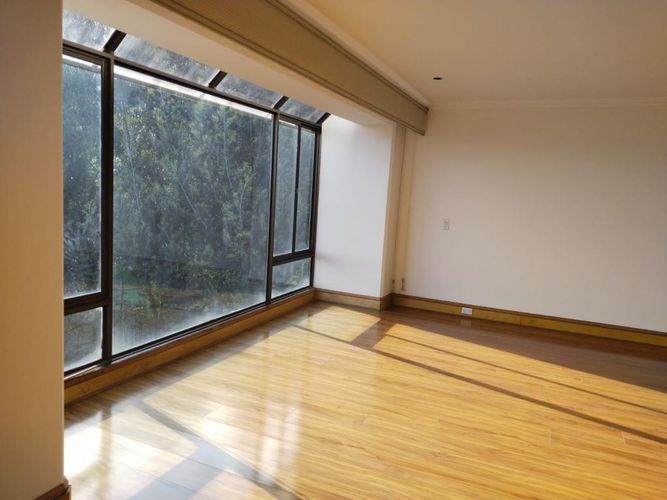 Apartamento de 4 alcobas en venta en Cerros De Suba, Bogotá, 487 m² · foto 7 de 16