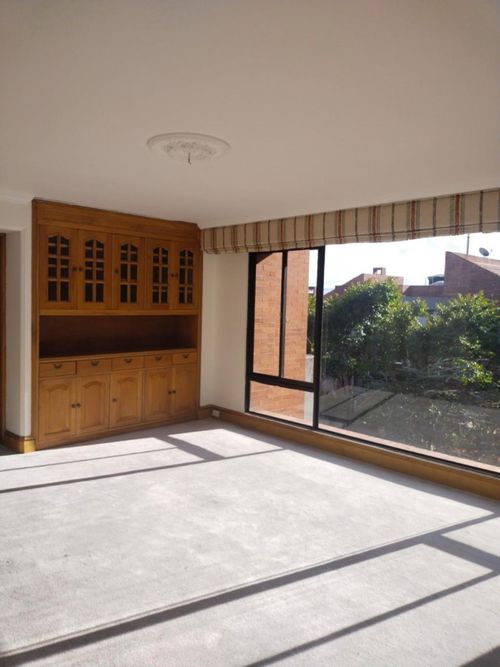 Apartamento de 4 alcobas en venta en Cerros De Suba, Bogotá, 487 m² · foto 14 de 16