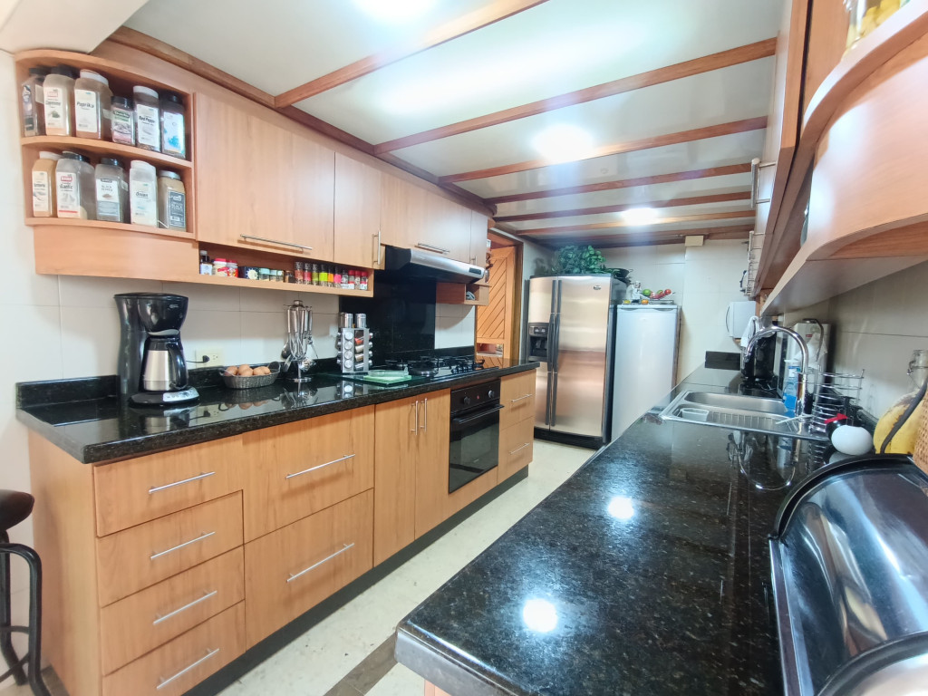 Casa en venta en Niza, Bogotá · foto 8 de 24