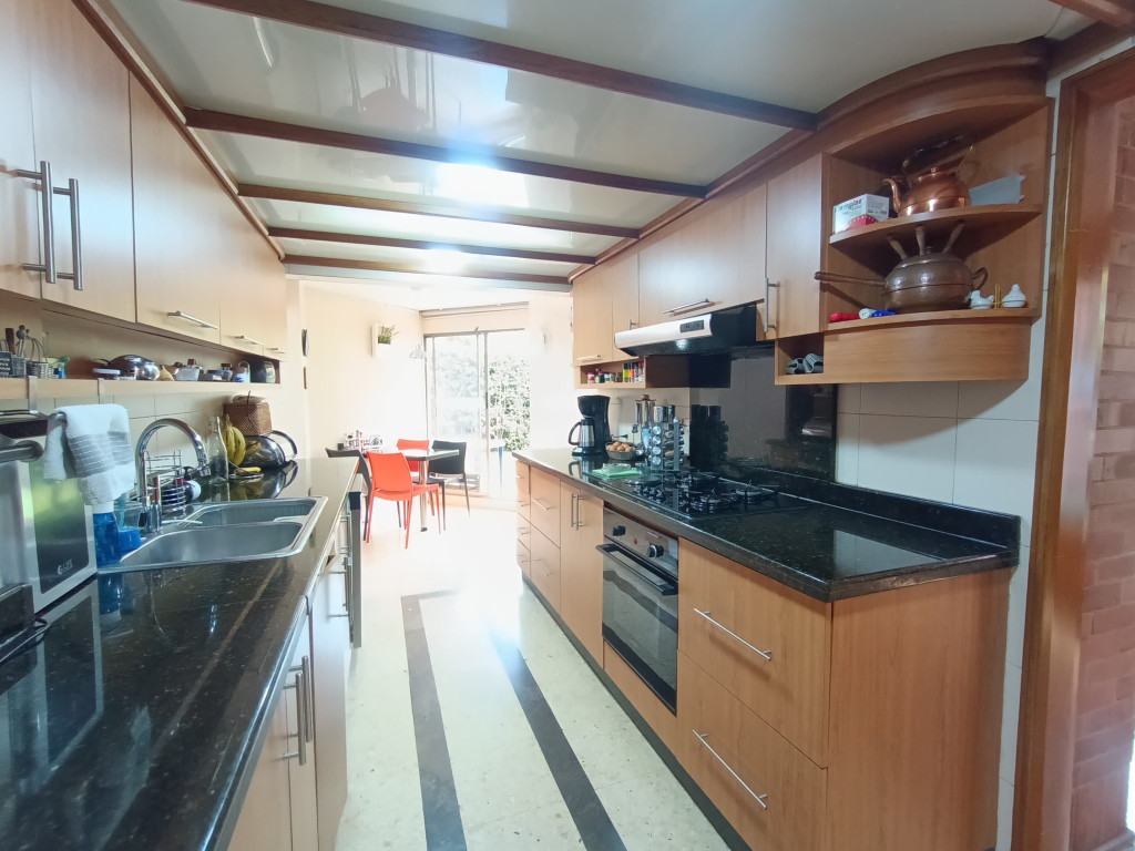 Casa en venta en Niza, Bogotá · foto 10 de 24