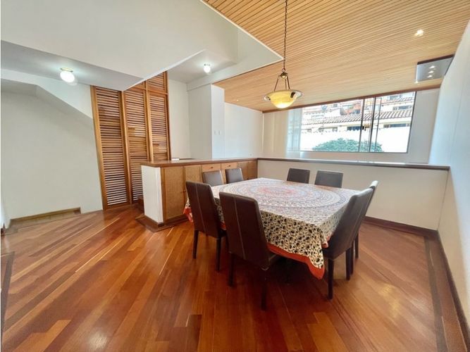 Casa en venta en Santa Barbara, Bogotá · foto 2 de 24