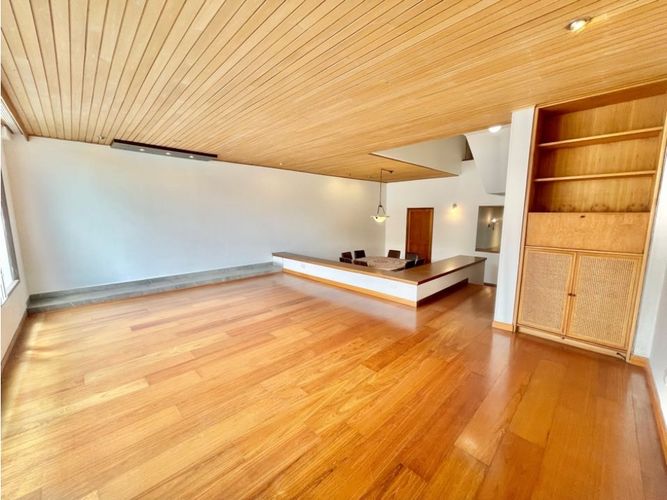 Casa en venta en Santa Barbara, Bogotá · foto 6 de 24