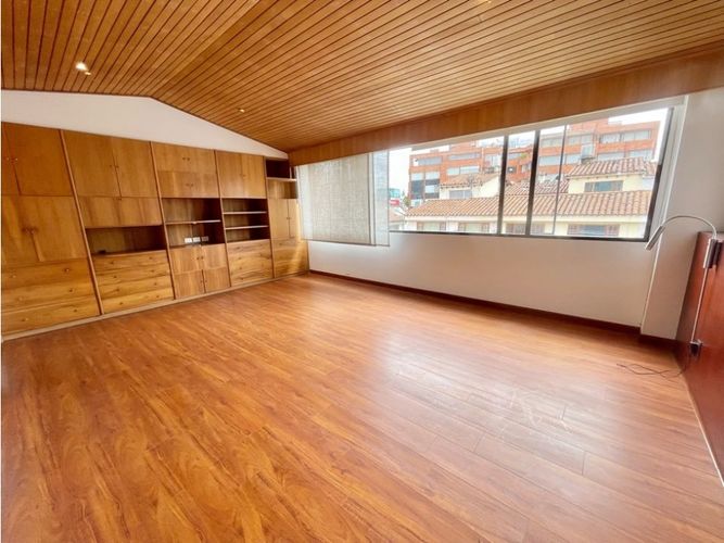 Casa en venta en Santa Barbara, Bogotá · foto 11 de 24