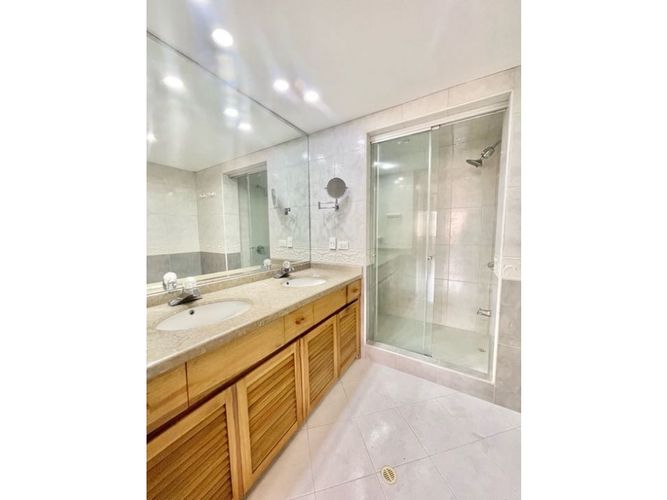 Casa en venta en Santa Barbara, Bogotá · foto 14 de 24