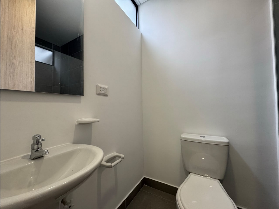 Apartamento en arriendo en El Tesoro, Medellín · foto 6 de 16