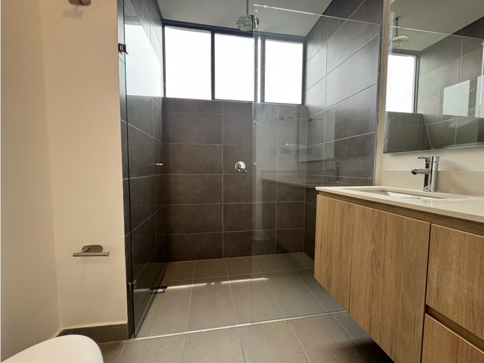 Apartamento en arriendo en El Tesoro, Medellín · foto 13 de 16