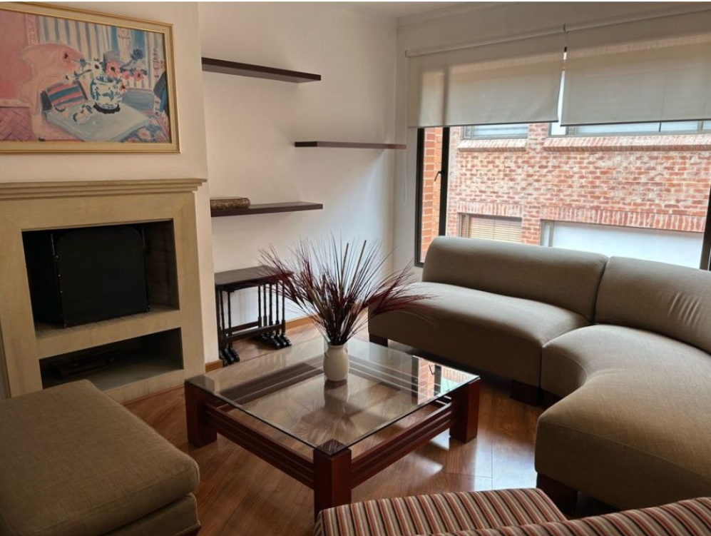 Apartamento en venta en Chico Norte, Bogotá · foto 3 de 12