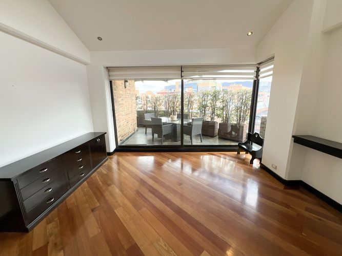 Apartamento en venta en Chicó Navarra, Bogotá · foto 3 de 14