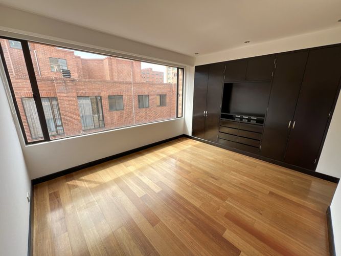 Apartamento en venta en Chicó Navarra, Bogotá · foto 10 de 14