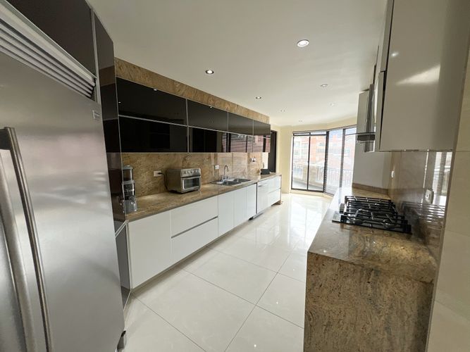 Apartamento en venta en Chicó Navarra, Bogotá · foto 11 de 14