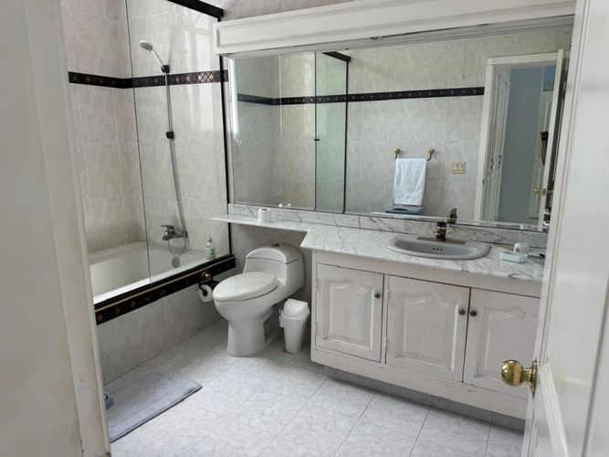 Casa de 4 alcobas en arriendo en Girardot, Girardot, 350 m² · foto 16 de 20