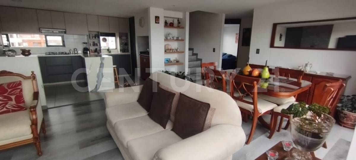 Apartamento en venta en Mazuren, Bogotá · foto 8 de 23
