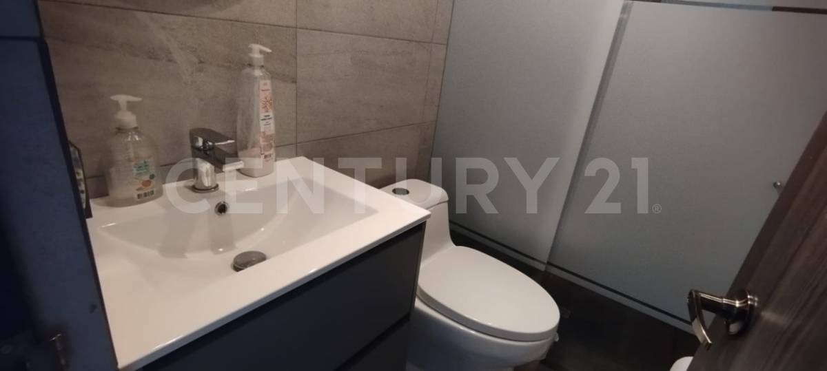 Apartamento en venta en Mazuren, Bogotá · foto 10 de 23