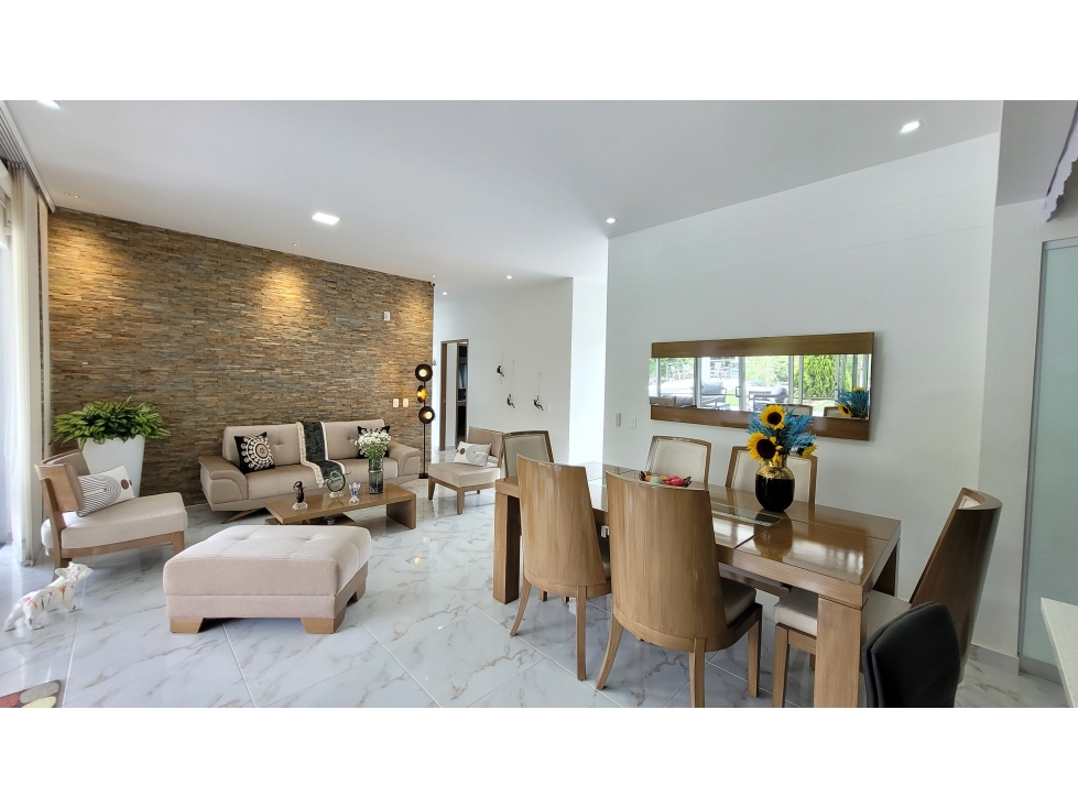 Casa en venta en Tribunas Corcega, Pereira · foto 2 de 24