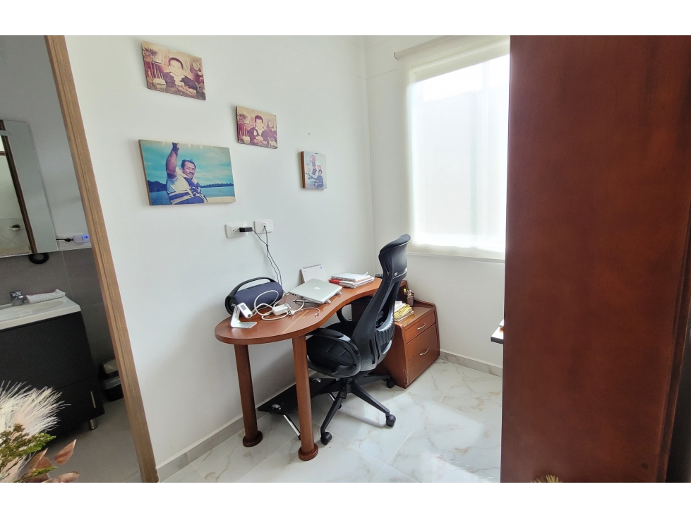 Casa en venta en Tribunas Corcega, Pereira · foto 7 de 24