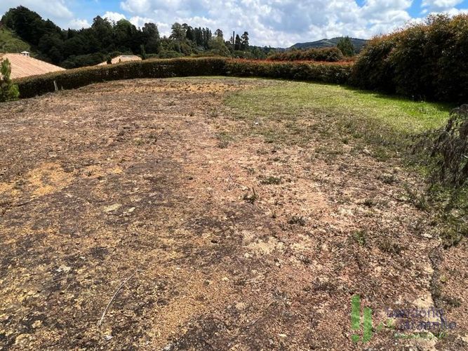 Lote en venta en Loma Del Escobero, Envigado, 2854 m² · foto 4 de 11
