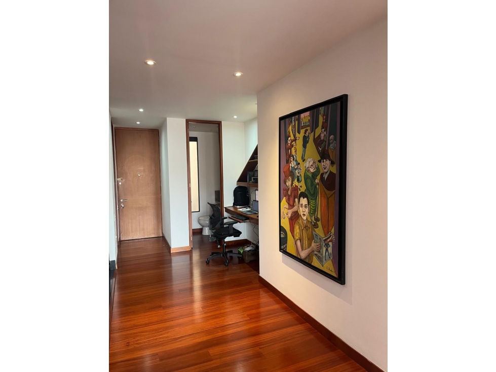 Apartamento en venta en Chicó Navarra, Bogotá · foto 2 de 8