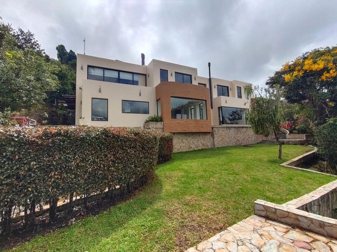 Casa de 4 alcobas en venta en Lagos De Torca, Bogotá, 1500 m² · foto 15 de 17