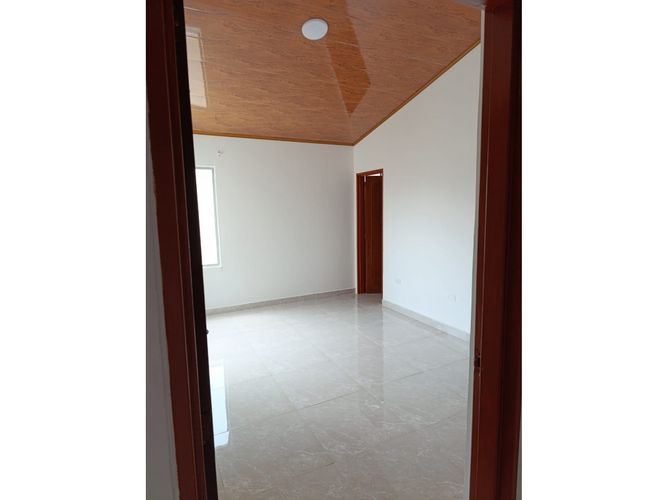 Apartamento de 4 alcobas en venta en El Gran Limonar Cataya, Cali, 105 m² · foto 5 de 24