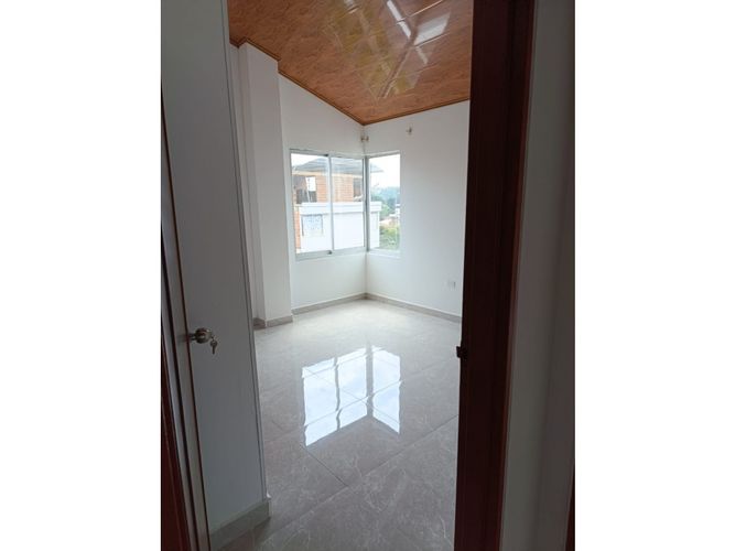 Apartamento de 4 alcobas en venta en El Gran Limonar Cataya, Cali, 105 m² · foto 8 de 24