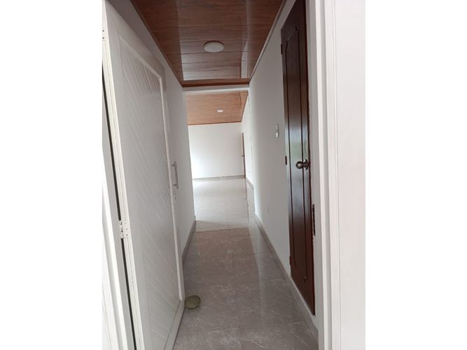 Apartamento de 4 alcobas en venta en El Gran Limonar Cataya, Cali, 105 m² · foto 10 de 24