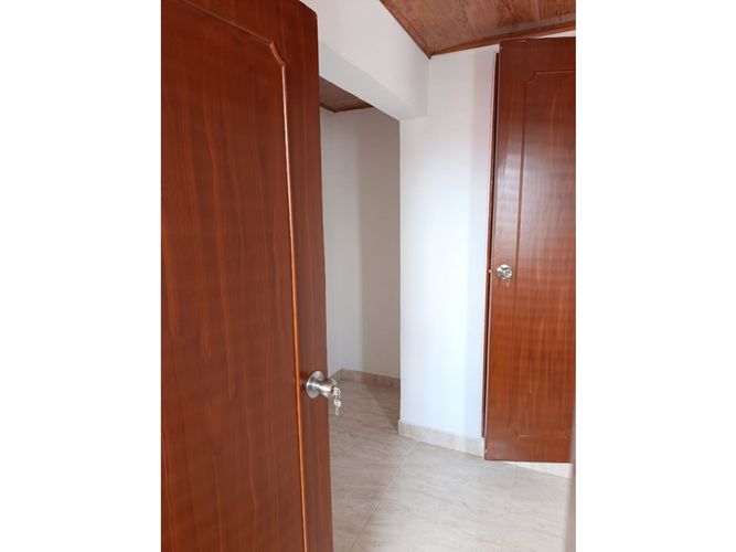 Apartamento de 4 alcobas en venta en El Gran Limonar Cataya, Cali, 105 m² · foto 17 de 24