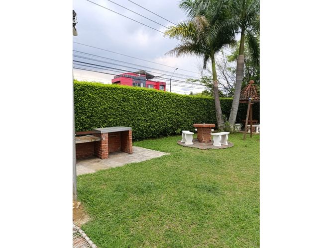 Apartamento de 4 alcobas en venta en El Gran Limonar Cataya, Cali, 105 m² · foto 23 de 24