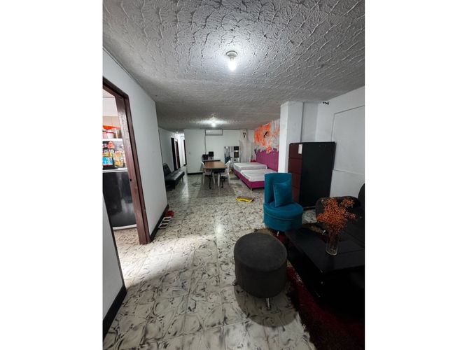 Casa de 3 alcobas en venta en Altamira, Palmira, 216 m² · foto 3 de 15