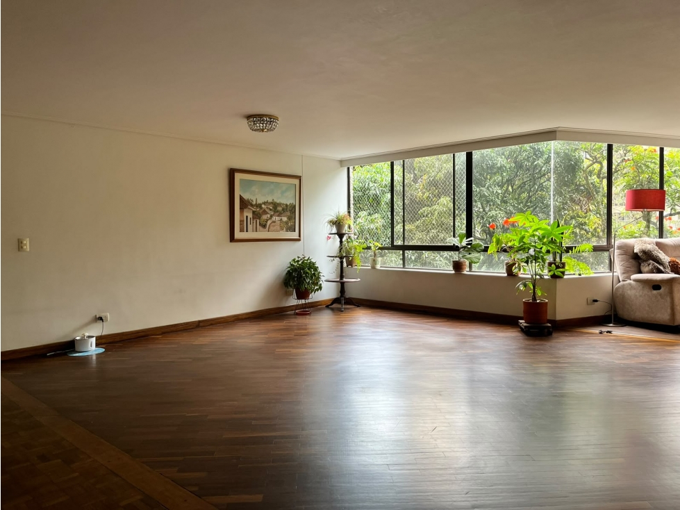 Apartamento en venta en El Poblado, Medellín 4