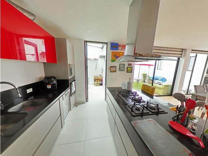 Casa de 3 alcobas en venta en Pueblo Viejo, Cota, 195 m² · foto 4 de 24