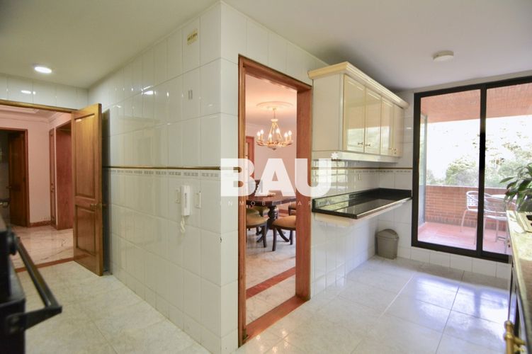 Apartamento de 3 alcobas en venta en Chicó Reservado, Bogotá, 220 m² · foto 13 de 23