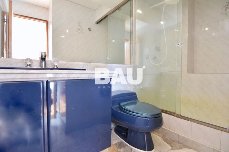 Apartamento de 3 alcobas en venta en Chicó Reservado, Bogotá, 220 m² · foto 21 de 23