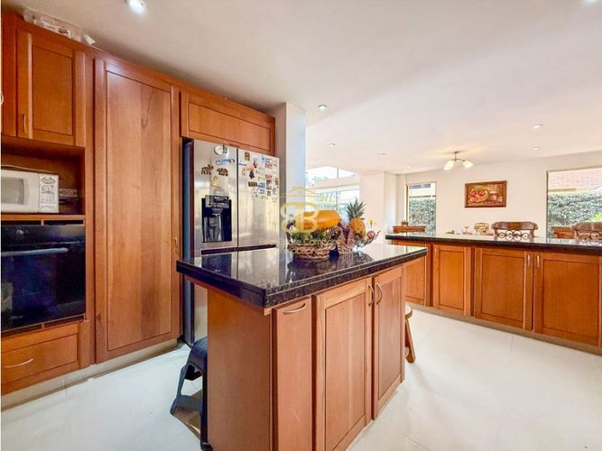 Casa de 4 alcobas en venta en San Jose De Los Nogales, Chía, 266 m² · foto 9 de 24
