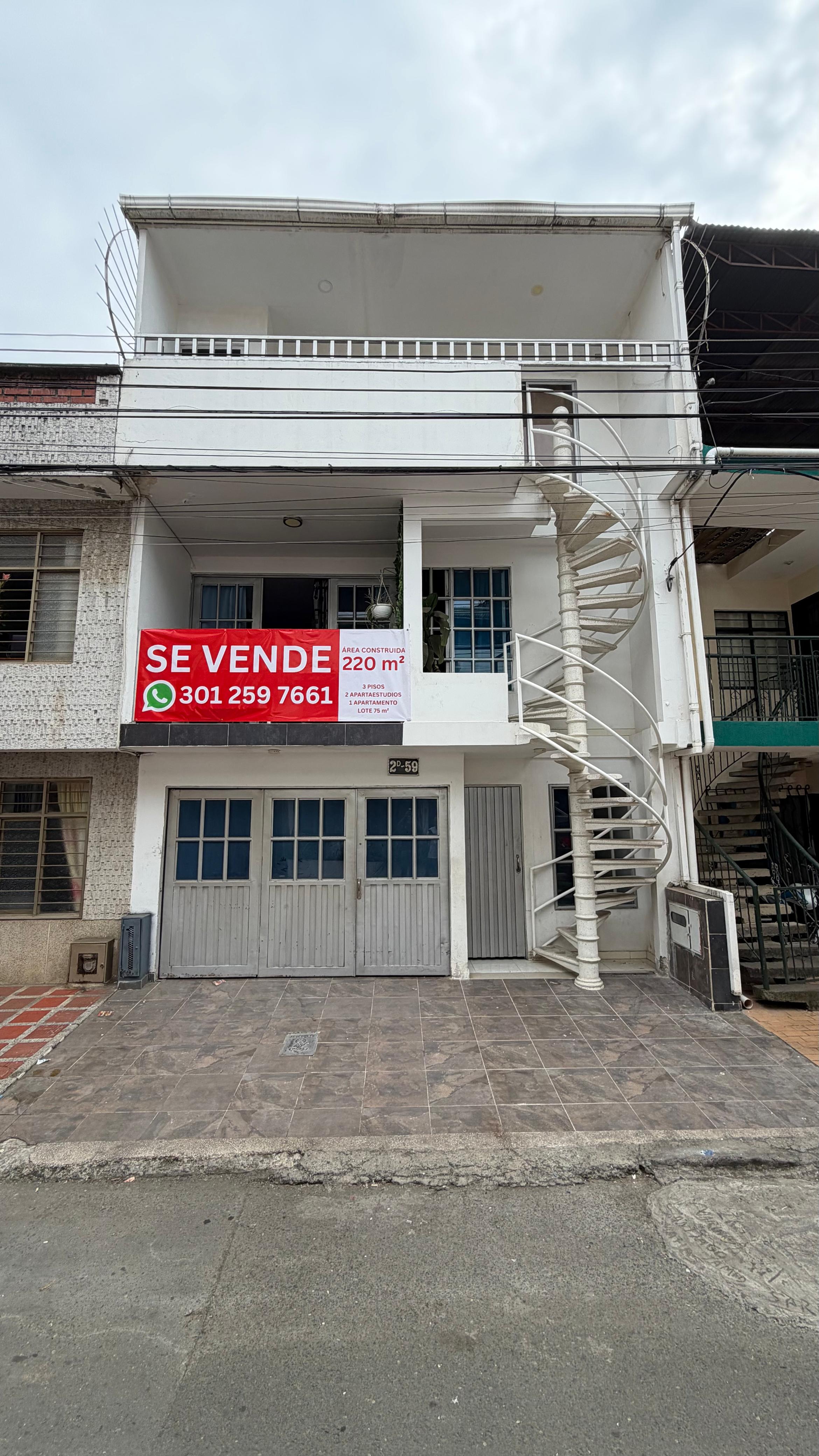 Casa en Venta en Alferez real, Cali