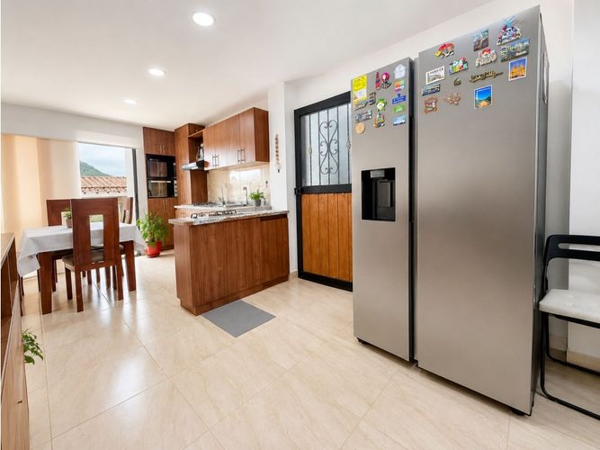 Apartamento de 2 alcobas en venta en La Ceja, 60 m² · foto 2 de 10