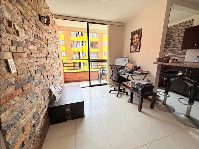 Apartamento de 3 alcobas en venta en La Ceja, 64 m² · foto 3 de 13