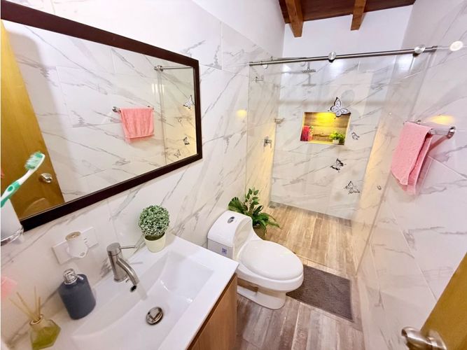 Apartamento de 3 alcobas en venta en La Milagrosa, La Ceja, 78 m² · foto 9 de 11