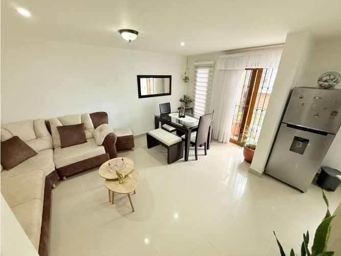 Apartamento de 3 alcobas en venta en El Tambo, La Ceja, 72 m² · foto 4 de 12