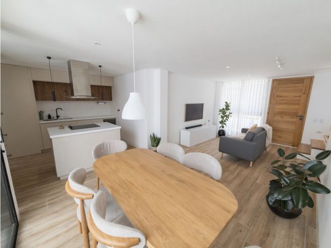 Casa de 3 alcobas en venta en La Ceja, 144 m² · foto 2 de 13