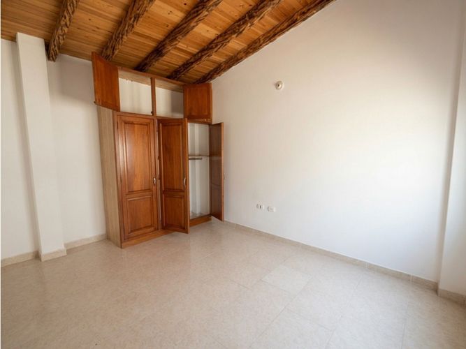 Apartamento de 3 alcobas en venta en La Ceja, 115 m² · foto 5 de 9