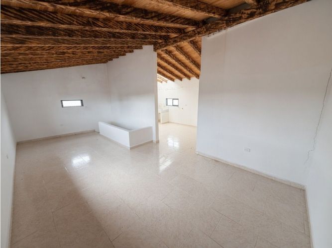 Apartamento de 3 alcobas en venta en La Ceja, 115 m² · foto 7 de 9