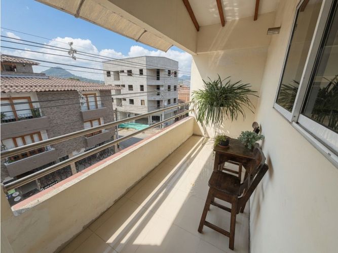 Apartamento de 5 alcobas en venta en La Ceja, 134 m² · foto 3 de 10